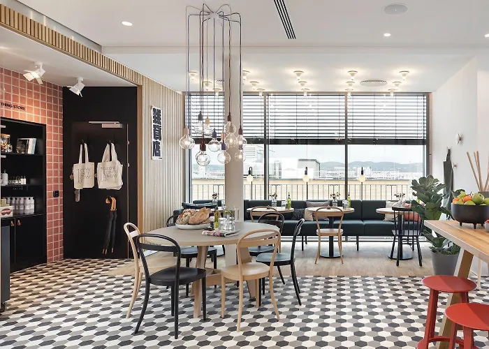 Zoku Aparthotel Vienna