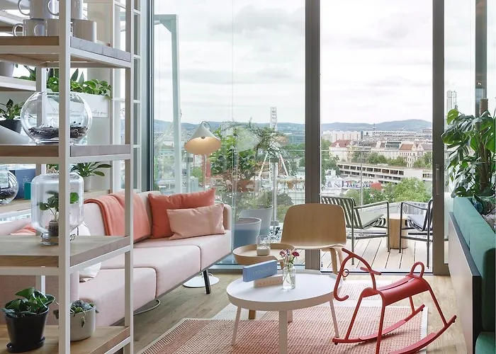 Zoku Aparthotel 4*
